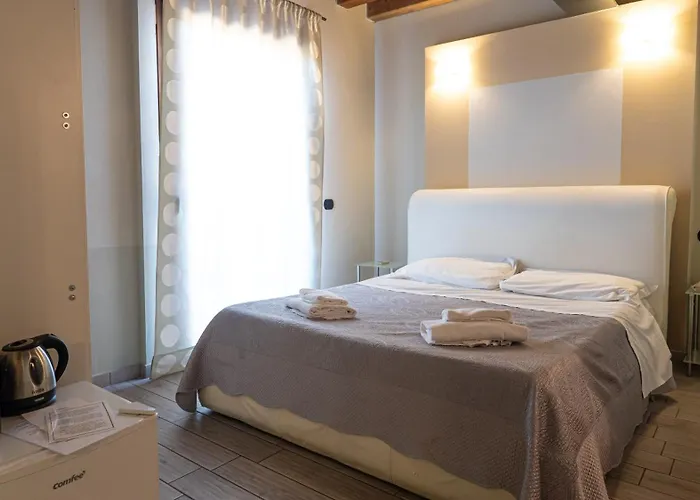 Гостевой дом La Terrazza Sul Пескьера-дель-Гарда