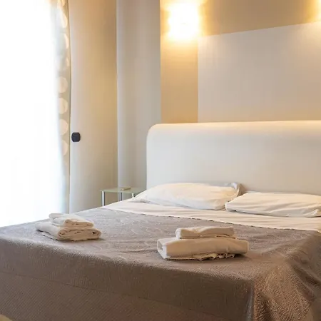 La Terrazza Sul 3* 佩斯基耶拉德加达